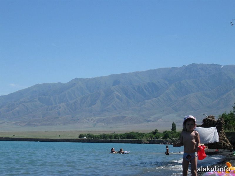 Купание в бирюзовой воде